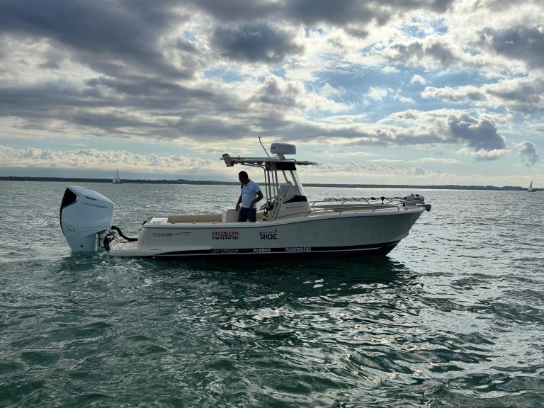 Bateau Antonello Salvi