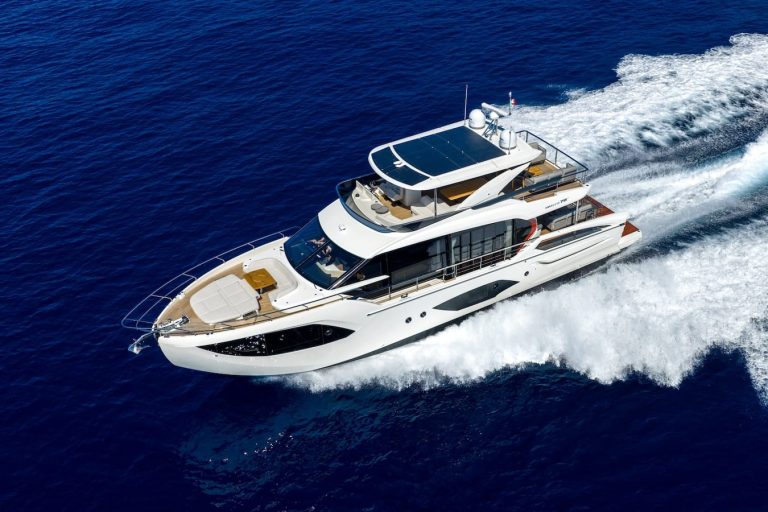 Absolute 70 Fly sea trial